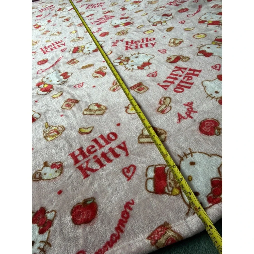 Hello Kitty Super Soft Pink Cinnamon Sanrio 60x70 Blanket Cheese Cake Cute Clean